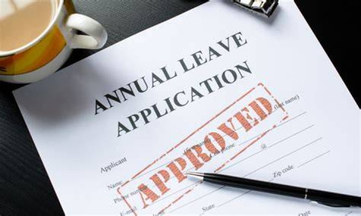 Can a manager tell you when to take annual leave?