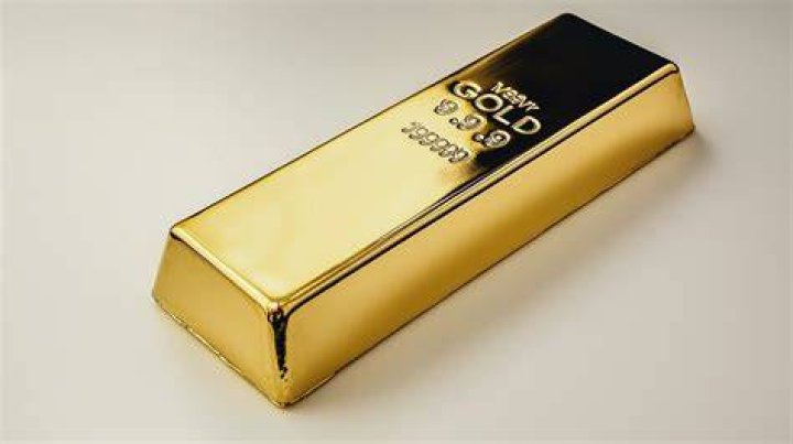 How much does a 1lb gold bar cost?