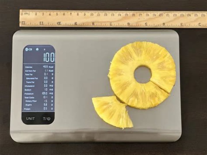 How much does a pineapple weigh?