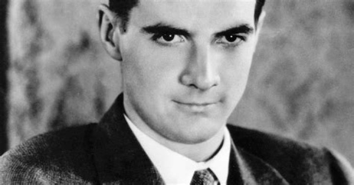 Was Howard Hughes the richest man in America?