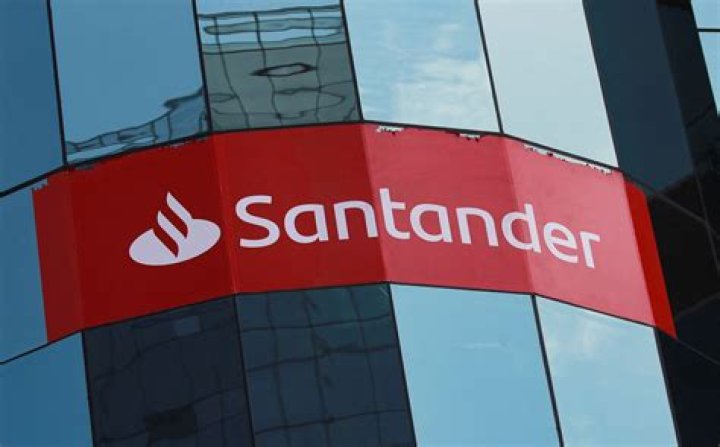 What country owns Santander bank?