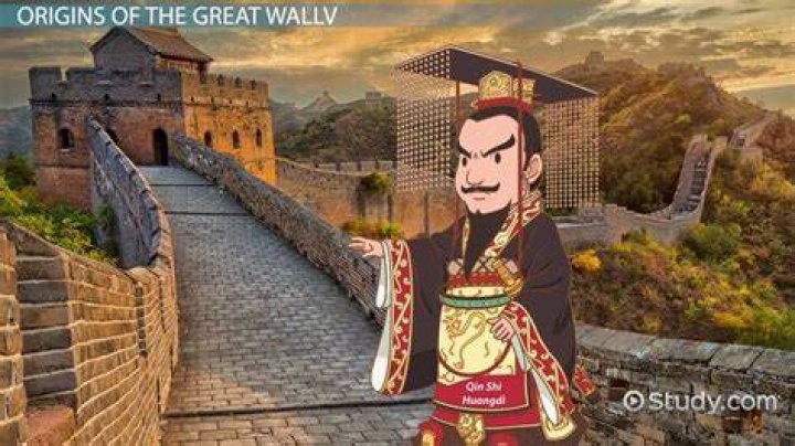 Why did Qin Shi Huang want to build the Great Wall of China?